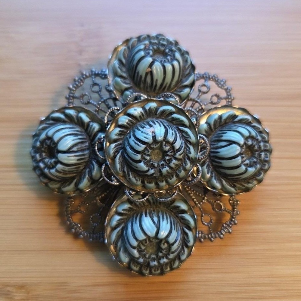 Vintage Unsigned Turquoise Color Celluloid Flower Silver Tone Filigree Brooch